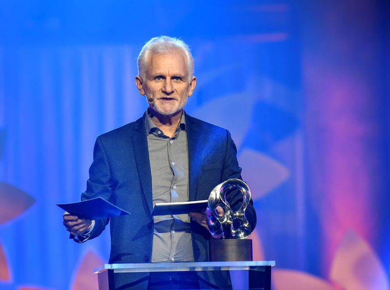 &copy; Reuters. FILE PHOTO: Human rights activist Ales Bialiatski, founder of the organisation Viasna (Belarus), receives the 2020 Right Livelihood Award at the digital award ceremony in Stockholm, Sweden December 3, 2020. Anders Wiklund/TT News Agency/via REUTERS      