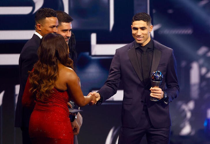 &copy; Reuters. Imagen de archivo del futbolista marroquí Achraf Hakimi durante la gala de The Best FIFA Football Awards en la Salle Pleyel, París, Francia. 27 febrero 2023. REUTERS/Sarah Meyssonnier