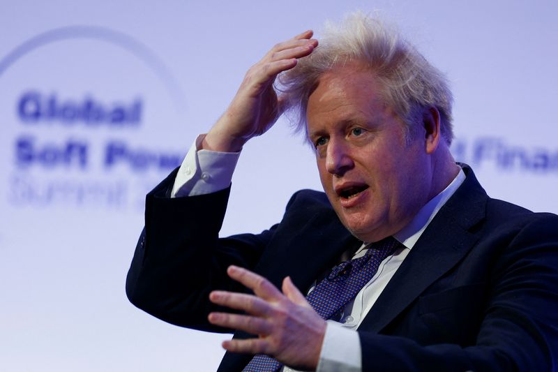 &copy; Reuters. El ex primer ministro británico Boris Johnson asiste a la Cumbre Global del Poder Blando en el centro QEII de Londres, Gran Bretaña. 2 de marzo de 2023. REUTERS/Peter Nicholls