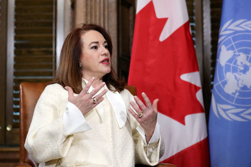 &copy; Reuters. FOTO ARCHIVO: La presidenta de la Asamblea General de las Naciones Unidas, María Fernanda Espinosa Garcés, habla durante una reunión con el primer ministro de Canadá, Justin Trudeau, en Parliament Hill en Ottawa, Ontario, Canadá, 26 de noviembre de 2