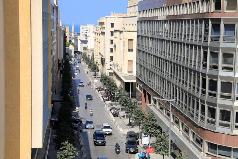 Lebanon banks 'have no liquidity,' says bank association secretary general