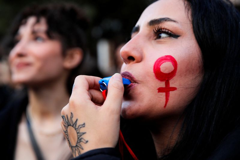 © Reuters. Manifestação do Dia Internacional da Mulher em Istambul, Turquia
08/03/2023
REUTERS/Dilara Senkaya