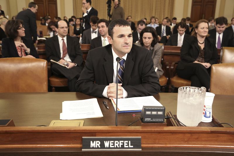&copy; Reuters. FILE PHOTO: Acting Internal Revenue Service Commissioner Danny Werfel takes his seat to testify before a House Ways and Means Committee hearing on the status of the IRS's targeting of political groups, on Capitol Hill in Washington, June 27, 2013. REUTERS