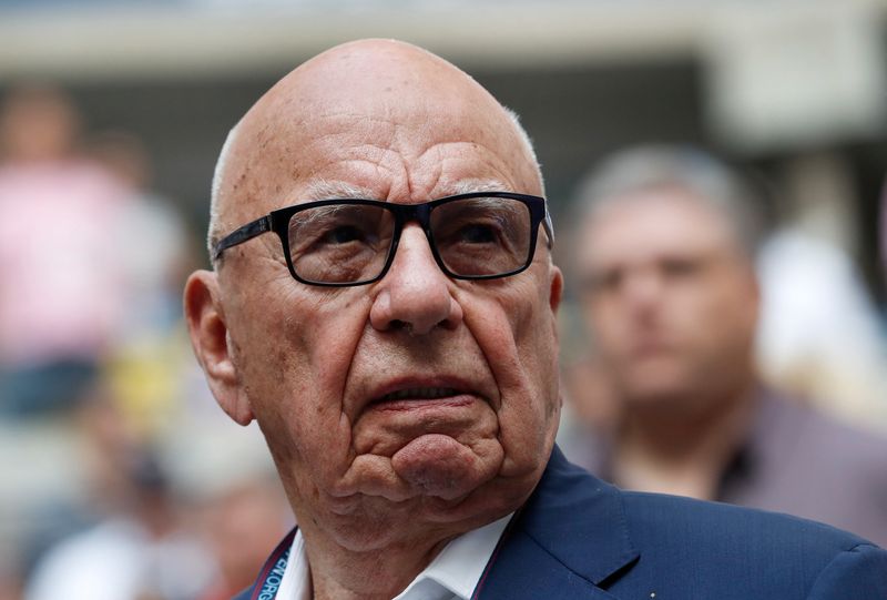 &copy; Reuters. FILE PHOTO: Tennis - US Open - Mens  Final - New York, U.S. - September 10, 2017 - Rupert Murdoch, Chairman of Fox News Channel stands before Rafael Nadal of Spain plays against Kevin Anderson of South Africa.  REUTERS/Mike Segar