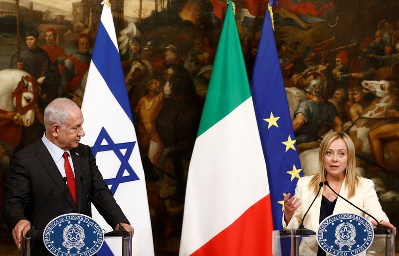&copy; Reuters. رئيس الوزراء الإسرائيلي بنيامين نتنياهو و نظيرته الإيطالية جورجا ميلوني خلال مؤتمر صحفي في روما في العاشر من مارس آذار 2023. تصوير: جوليلمو ما