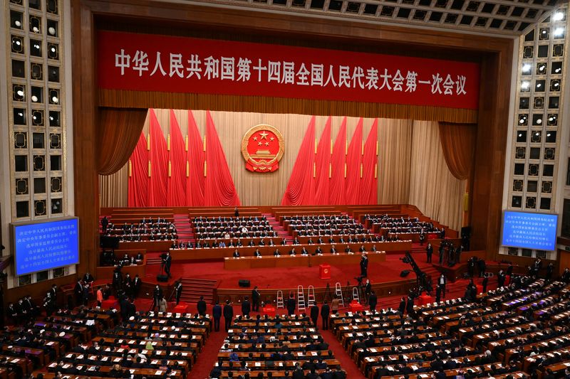 &copy; Reuters. 　３月１３日、中国の国会に相当する全国人民代表大会（全人代）は１３日、緊急時の立法を加速させる法改正を承認した。写真は１１日北京での全人代の様子。代表撮影（２０２３年／ロ