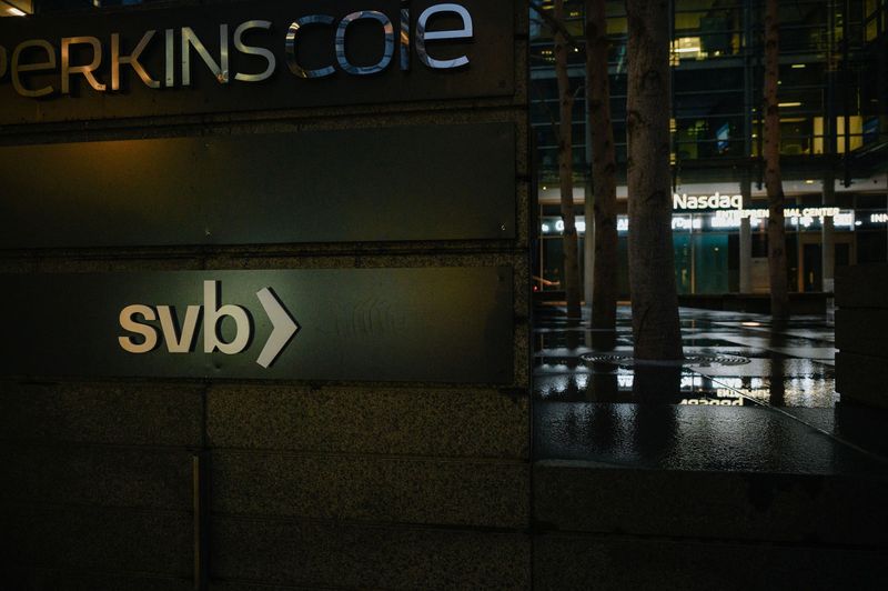 &copy; Reuters. FILE PHOTO: A view of a logo at the Silicon Valley Bank branch office in downtown San Francisco, California, U.S., March 13, 2023. REUTERS/Kori Suzuki