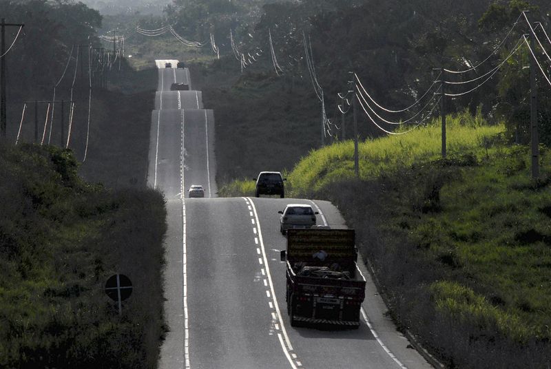 © Reuters. CCR é uma das maiores administradoras de rodovias no Brasil
16/08/2009
REUTERS/Paulo Santos