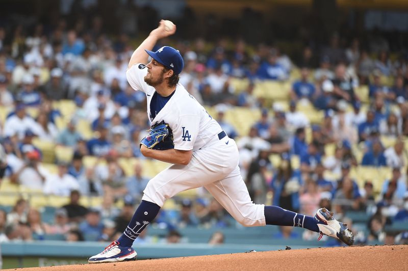 &copy; Reuters. 　米大リーグ（ＭＬＢ）でサイ・ヤング賞（最優秀投手賞）を受賞した経験を持つトレバー・バウアー投手（３２）が日本プロ野球の横浜ＤｅＮＡベイスターズと契約したという。ロサンゼ