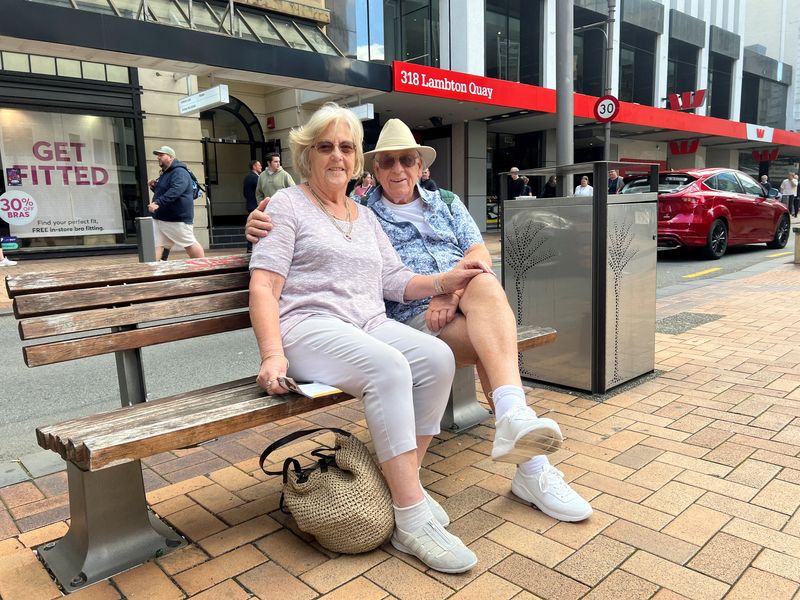 &copy; Reuters. Australians Eunice and John Rowley, who are taking their first holiday in New Zealand, pose for an photo in Wellington, New Zealand, March 14, 2023. REUTERS/ Lucy Craymer