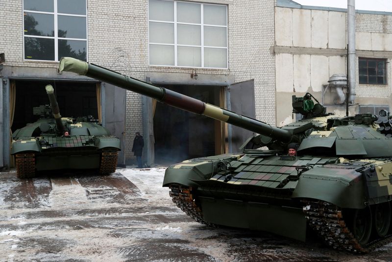 Ukraina mulai memproduksi cangkang untuk tank era Soviet