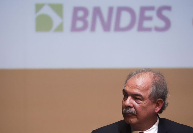 © Reuters. Presidente do BNDES, Aloizio Mercadante
06/02/2023
REUTERS/Ricardo Moraes