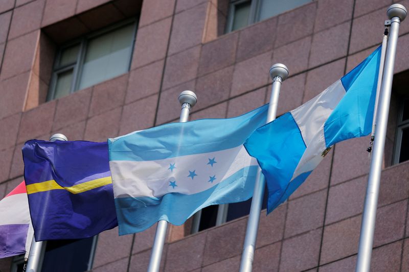 © Reuters. Flags of Honduras and other countries flutter at the Diplomatic Quarter, which houses the Honduras embassy among others, in Taipei, Taiwan March 15, 2023. REUTERS/Annabelle Chih