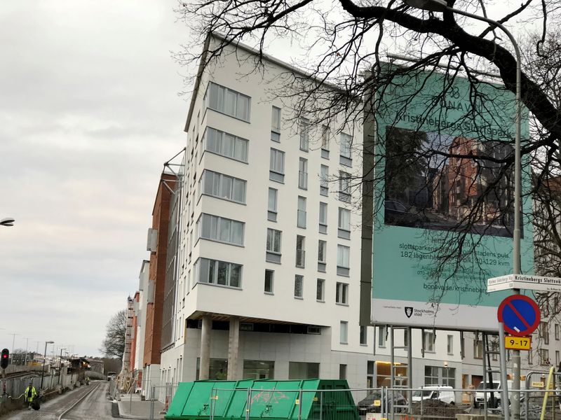 &copy; Reuters. FILE PHOTO: A building under construction is seen in Stockholm, Sweden December 13, 2019. Reuters/Simon Johnson