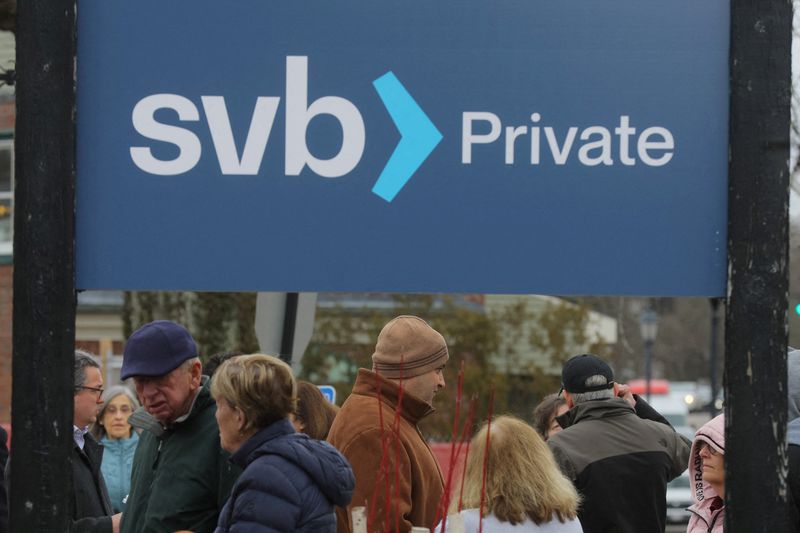 Exclusive-U.S. regulator eyes Friday bids for SVB, Signature Bank -sources