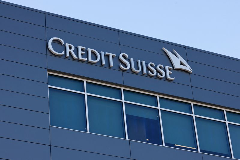 Swiss blank cheque wins some time for Credit Suisse