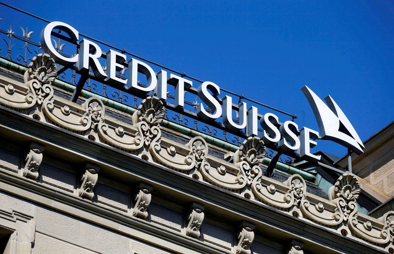 &copy; Reuters. FILE PHOTO: The logo of Swiss bank Credit Suisse is seen at its headquarters in Zurich, Switzerland March 24, 2021.   REUTERS/Arnd Wiegmann