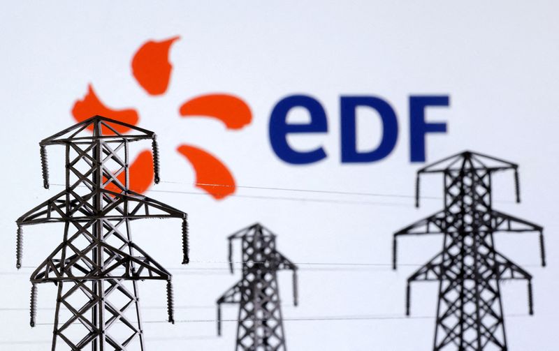 &copy; Reuters. Photo d'illustration du logo d'EDF. /Photo prise le 9 décembre 2022/REUTERS/Dado Ruvic