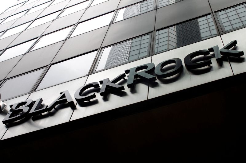 BlackRock's Hildebrand reportedly taking part in UBS, Credit Suisse talks