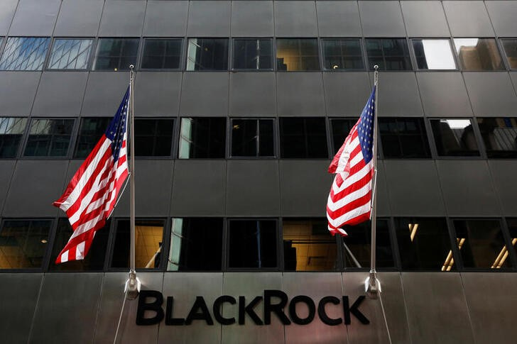 Hildebrand, de BlackRock, participa en las conversaciones entre UBS y Credit Suisse: agencia