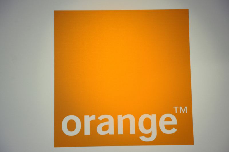 &copy; Reuters. Le logo d'Orange à Paris. /Photo prise le 5 juillet 2010/REUTERS/Philippe Wojazer