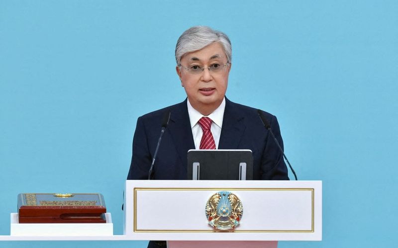 &copy; Reuters. FILE PHOTO: Kazakh President Kassym-Jomart Tokayev speaks during an inauguration ceremony in Astana, Kazakstan November 26, 2022. Press service of the President of Kazakhstan/Handout via REUTERS 