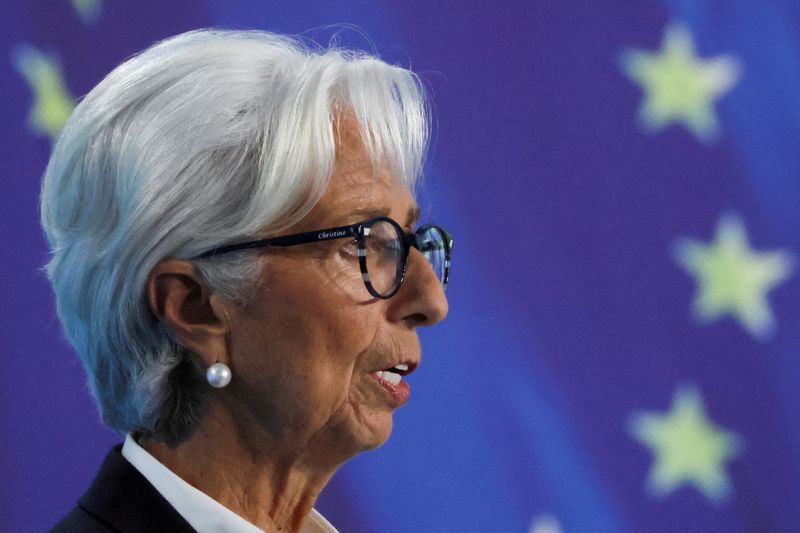 &copy; Reuters. Presidente do BCE, Christine Lagarde, durante entrevista coletiva em Frankfurt
27/10/2022 REUTERS/Wolfgang Rattay