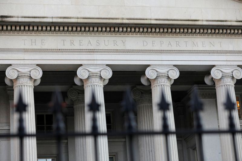 &copy; Reuters. FOTO DE ARCHIVO: El Departamento del Tesoro de Estados Unidos se ve en Washington, D.C., Estados Unidos. 30 de agosto, 2020. REUTERS/Andrew Kelly/Archivo