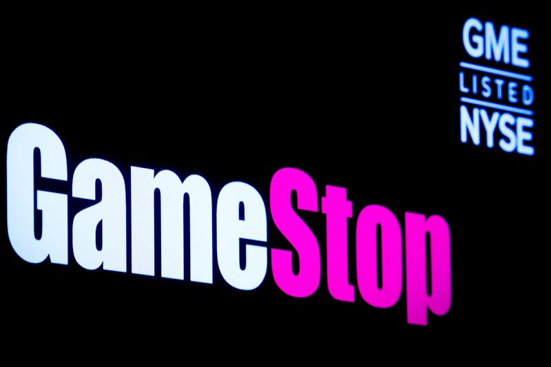 © Reuters. FILE PHOTO: A screen displays the logo and trading information for GameStop on the floor of the New York Stock Exchange (NYSE) in New York City, U.S., March 29, 2022.  REUTERS/Brendan McDermid