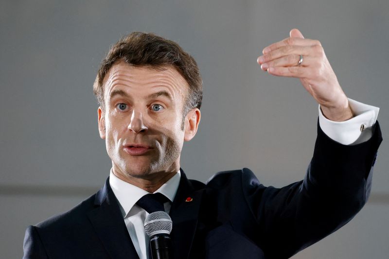 &copy; Reuters. Le président français Emmanuel Macron prend la parole à la préfecture de Paris et d'Ile-de-France, en France. /Photo prise le 14 mars 2023 à Paris, en France/REUTERS/Ludovic Marin