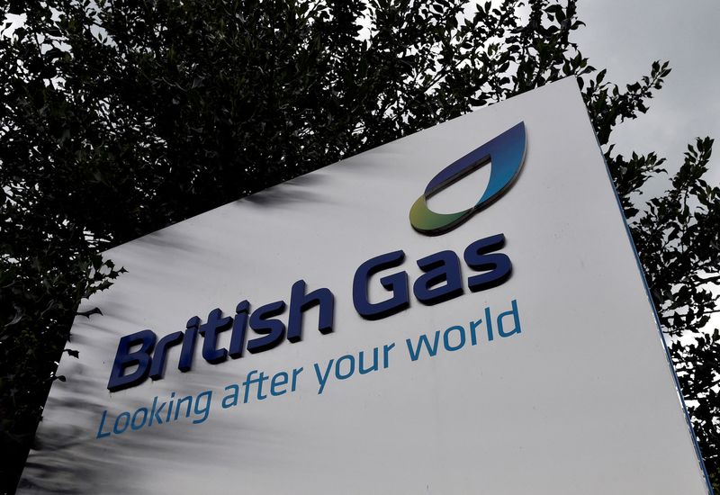 © Reuters. FILE PHOTO: A British Gas sign is seen outside its offices in Staines in southern England, July 31, 2014. REUTERS/Toby Melville