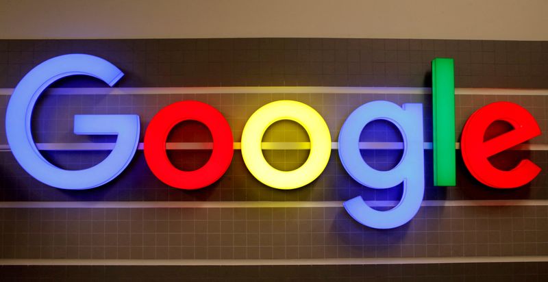 &copy; Reuters. FILE PHOTO: An illuminated Google logo is seen inside an office building in Zurich, Switzerland December 5, 2018. REUTERS/Arnd Wiegmann/File Photo