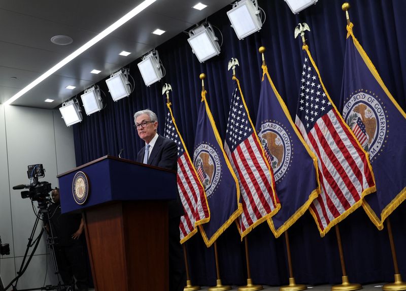 © Reuters. U.S. Federal Reserve Board Chair Jerome Powell holds a news conference after the Fed raised interest rates by a quarter of a percentage point following a two-day meeting of the Federal Open Market Committee (FOMC) on interest rate policy in Washington, U.S., March 22, 2023. REUTERS/Leah Millis