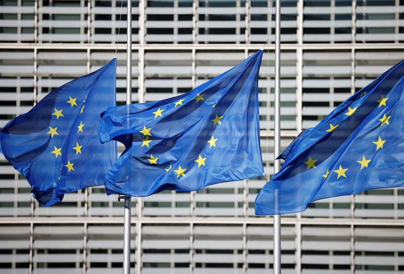 &copy; Reuters. FILE PHOTO: European Union flags fly outside the European Commission headquarters in Brussels, Belgium, March 1, 2023.REUTERS/Johanna Geron