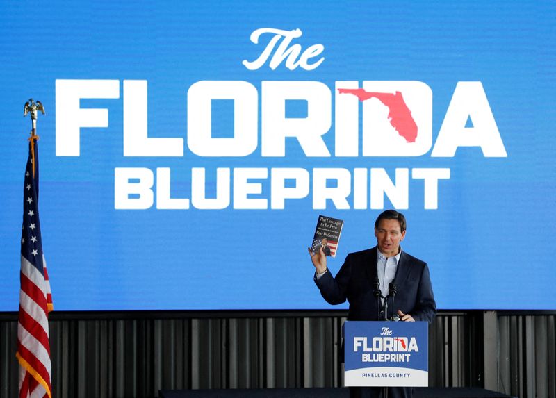 &copy; Reuters. FILE PHOTO: Florida Governor and likely 2024 Republican presidential candidate Ron DeSantis speaks as part of his Florida Blueprint tour in Pinellas Park, Florida, U.S. March 8, 2023.  REUTERS/Scott Audette/File Photo
