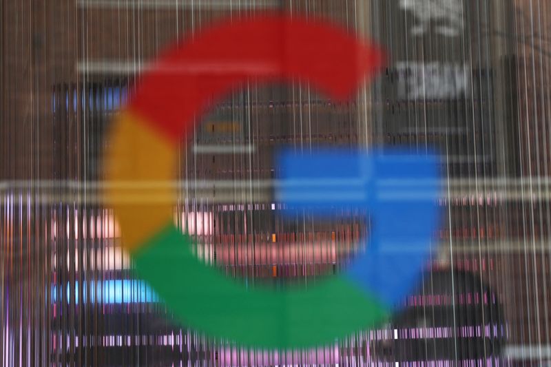 &copy; Reuters. Il logo di Google è visibile presso il Google Store Chelsea di New York City, Stati Uniti, 20 gennaio 2023.  REUTERS/Shannon Stapleton