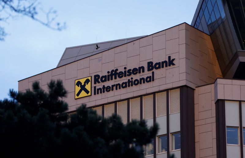 &copy; Reuters. FILE PHOTO: The logo of Raiffeisen Bank International (RBI) is seen on their headquarters in Vienna, Austria, March 14, 2023. REUTERS/Leonhard Foeger
