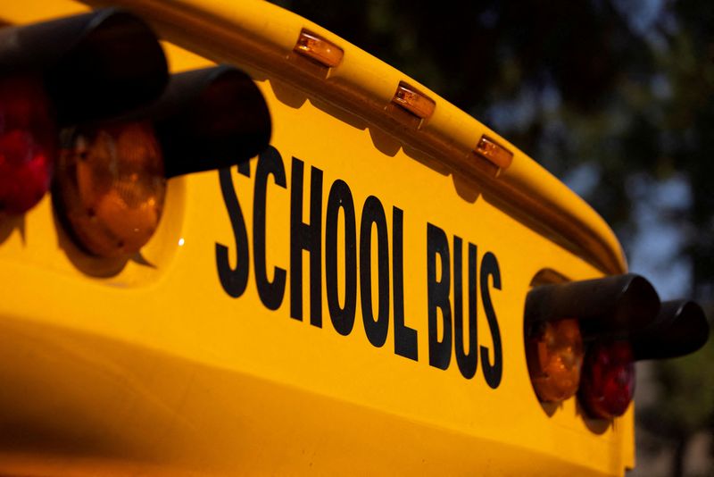 &copy; Reuters. FILE PHOTO: School buses line up in Los Angeles, California, U.S., August 30, 2021. REUTERS/Mike Blake