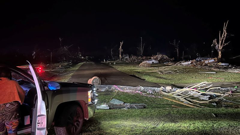 &copy; Reuters. Rescaldo do tornado em Rolling Fork, Mississippi
24/03/2023 
Michael Searcy / Instagram @michaelsearcy/via REUTERS  