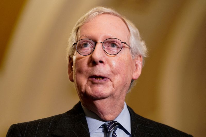 Top U.S. Republican McConnell back home after suffering concussion