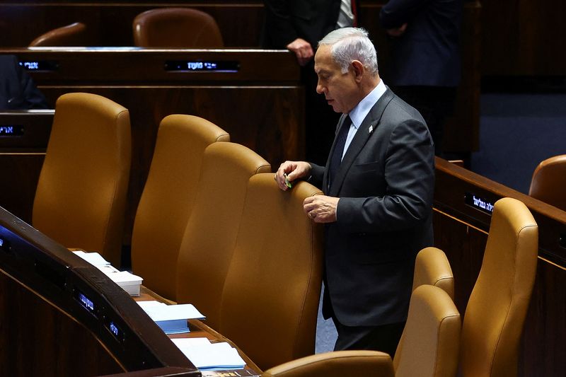 Israël: Netanyahu accepte une pause dans la réforme de la justice