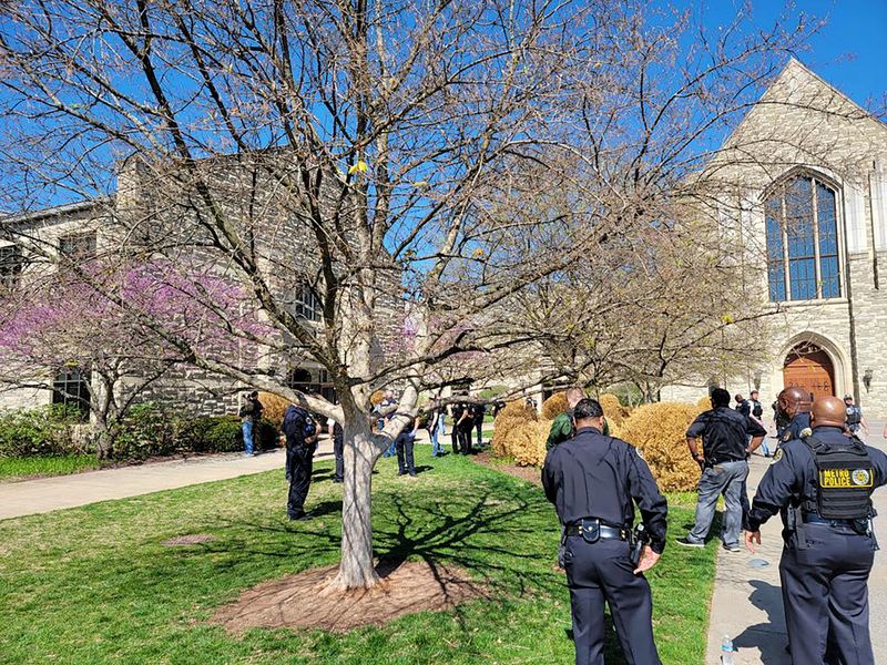 Etats-Unis: Fusillade dans une école à Nashville, six morts dont des enfants