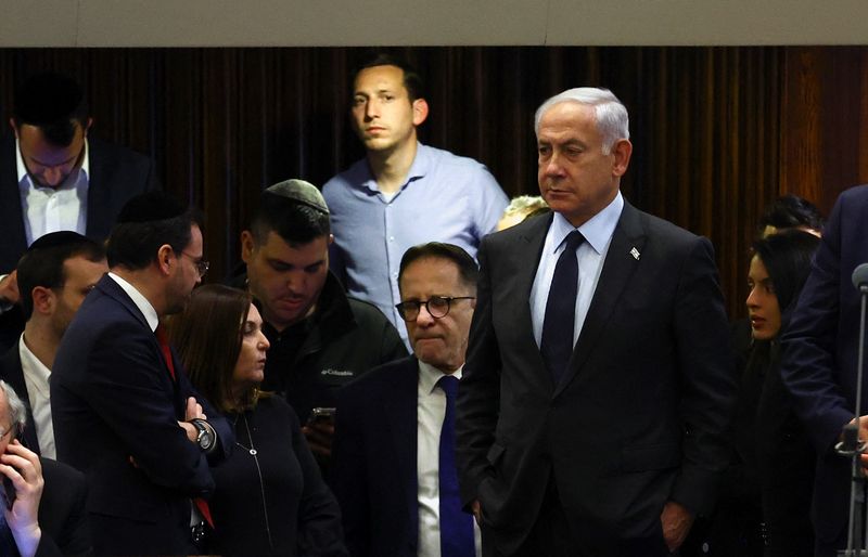 &copy; Reuters. Le Premier ministre israélien Benjamin Netanyahu lors d'une réunion à Jérusalem. /Photo prise le 27 mars 2023/REUTERS/Ronen Zvulun