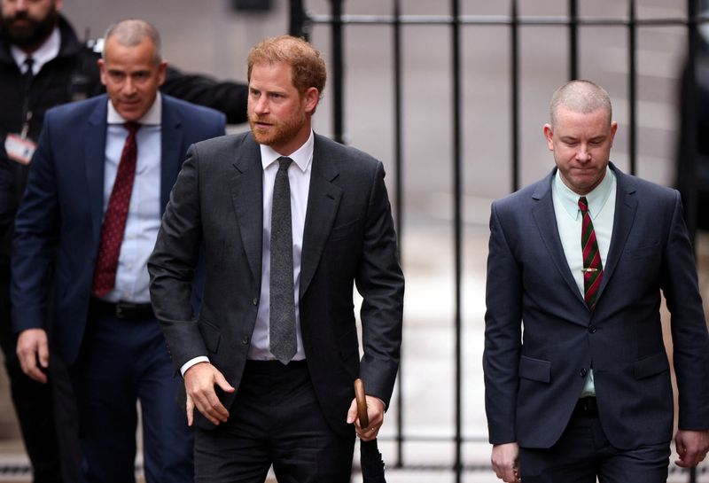 &copy; Reuters. Britain's Prince Harry, Duke of Sussex walks outside the High Court in London, Britain March 28, 2023. REUTERS/Hannah McKay