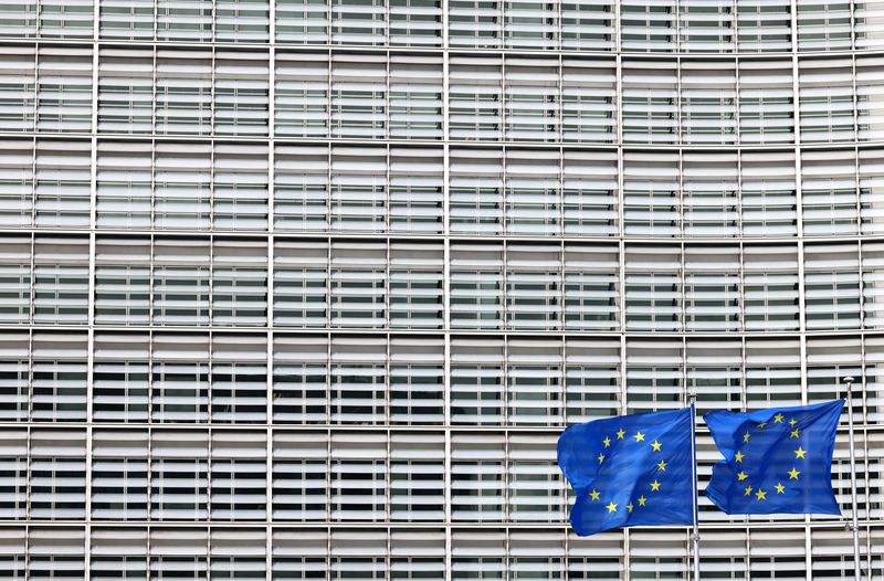 &copy; Reuters. Bandeiras da UE na sede da Comissão Europeia em Bruxelas
13/03/2023. REUTERS/Yves Herman