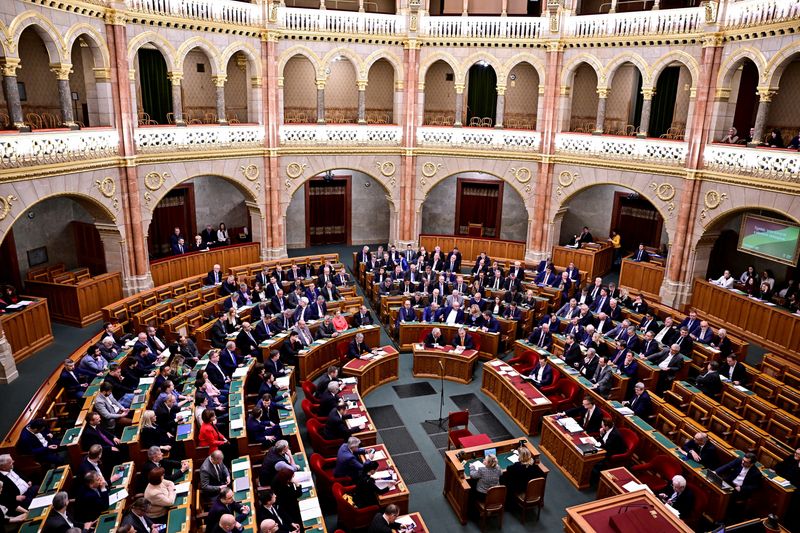 &copy; Reuters. A general view of the Hungarian parliament as it votes for the ratification of Finland's NATO membership in Budapest, Hungary, March 27, 2023. REUTERS/Marton Monus