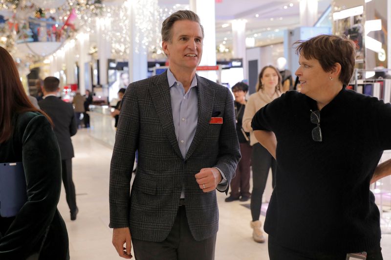 Macy's CEO Gennette to retire next year, insider Spring to succeed