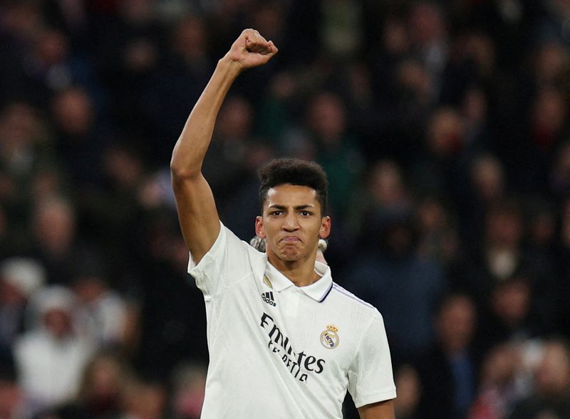 &copy; Reuters. Alvaro Rodrioguez, do Real Madrid, comemora gol marcado contra o Atlético de Madri pelo Campeonato Espanhol
25/02/2023 REUTERS/Violeta Santos Moura