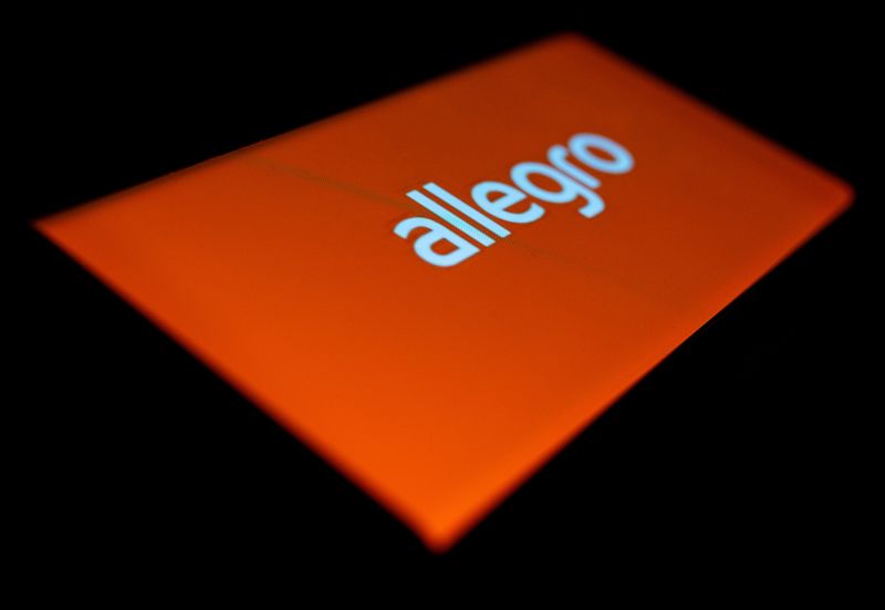 &copy; Reuters. FILE PHOTO: The Allegro logo is seen on the smartphone in this illustration taken October 12, 2020. REUTERS/Dado Ruvic/Illustration