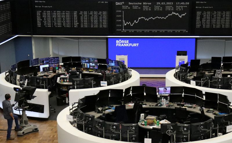 &copy; Reuters. FILE PHOTO: The German share price index DAX graph is pictured at the stock exchange in Frankfurt, Germany, March 29, 2023. REUTERS/Staff